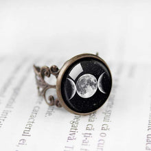 Load image into Gallery viewer, Adjustable Triple Moon Ring - 11pixeli
