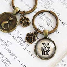 Load image into Gallery viewer, Personalized Cat Photo Keychain
