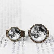 Load image into Gallery viewer, Adjustable Full Moon Ring - 11pixeli
