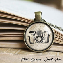 Load image into Gallery viewer, Camera Photography Junkie Necklace, Gifts For Photographers, Camera Necklace, Photography Jewelry, Old Camera Jewelry, Film Camera Jewelry
