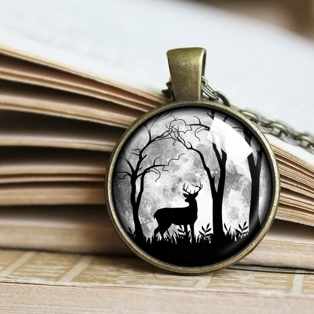Deer and Moon Necklace, Deer Pendant, Moon and Deer Jewelry,  Moon jewellery, Elk Necklace, Elk Pendant, Deer Necklace for her, for him