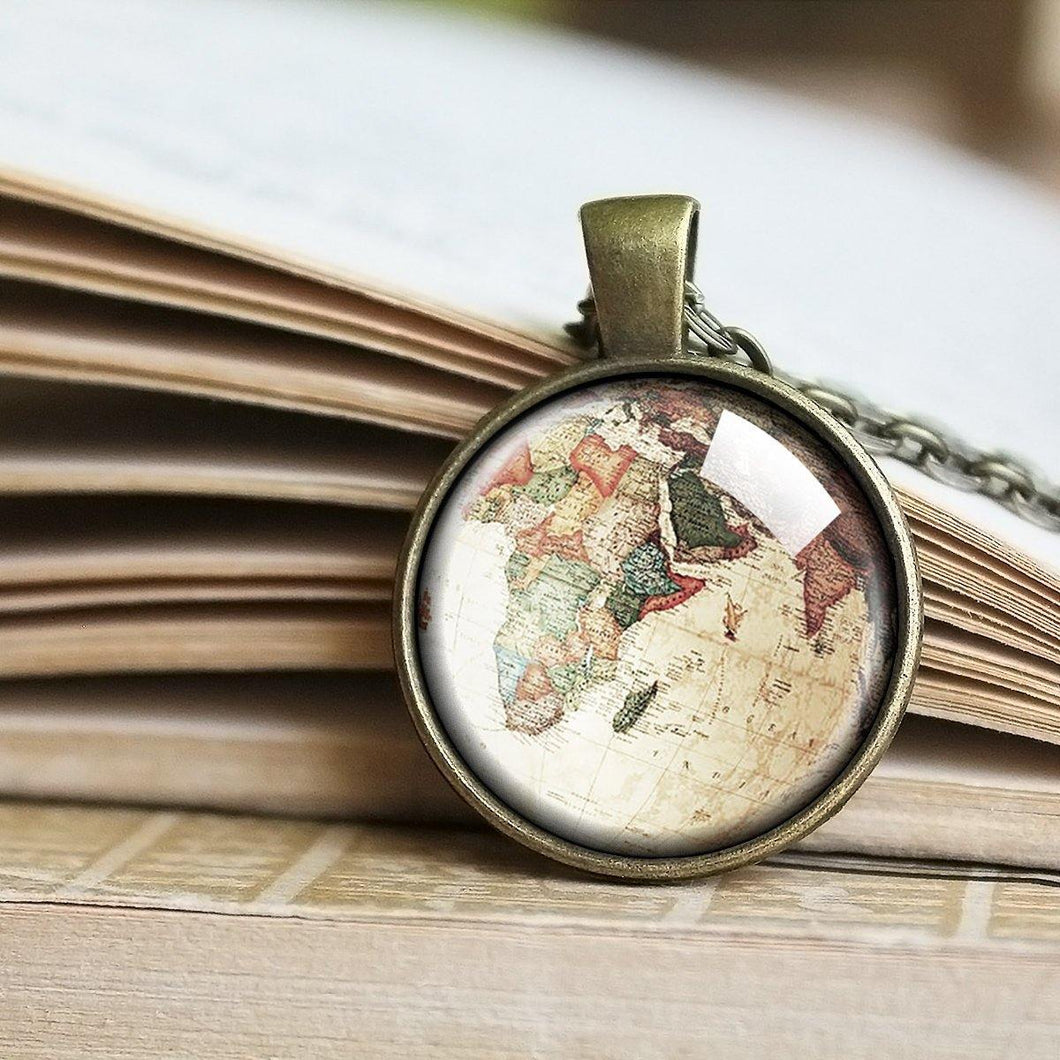 World Map Globe Necklace, Earth Necklace, Globe Necklace, Earth Pendant, Map Jewelry, World travel Adventurer Gift, Antique Map Necklace