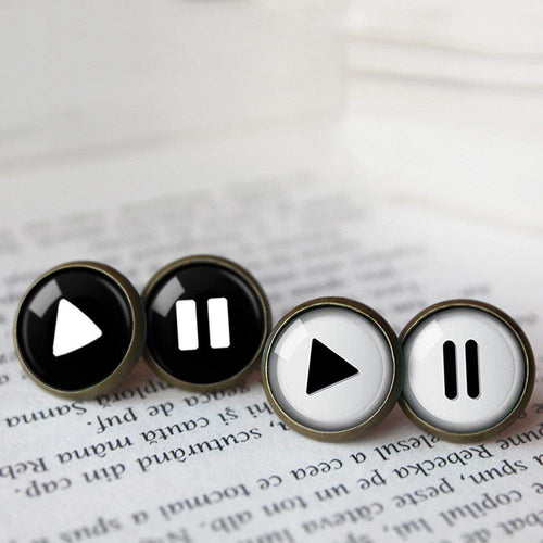 Pause and Play Stud Earrings - 11pixeli