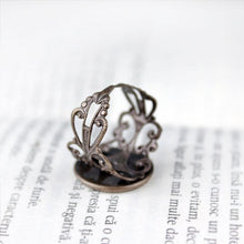 Load image into Gallery viewer, Book Lover Ring - 11pixeli
