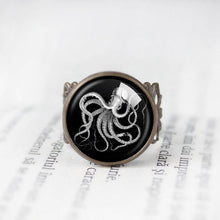 Load image into Gallery viewer, Adjustable Octopus Ring - 11pixeli

