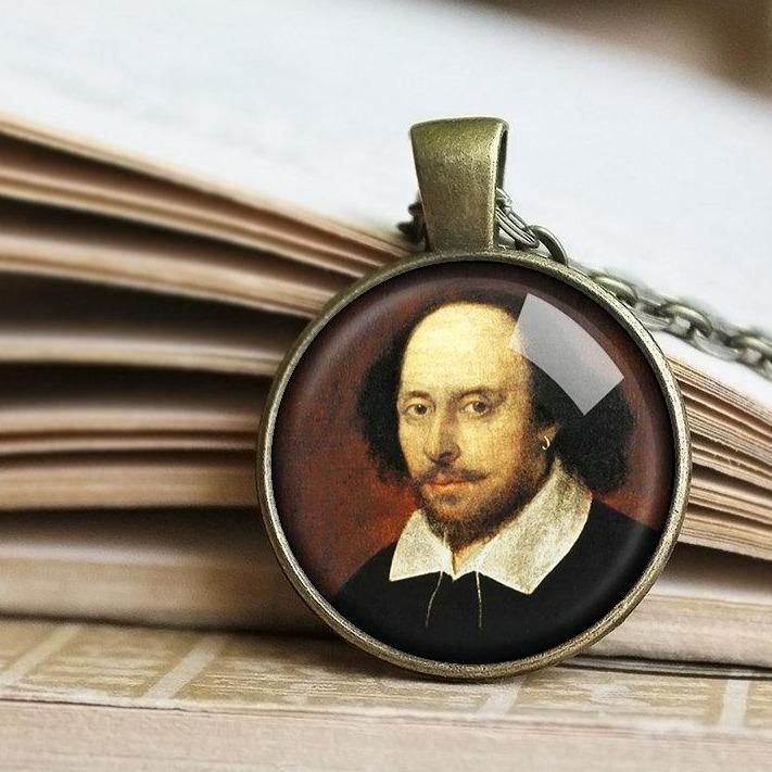 William Shakespeare Necklace, Shakespeare Pendant, Gift for writers, Authors ,  Literature Jewelry, Reading Jewelry, Writer Romeo & Juliet