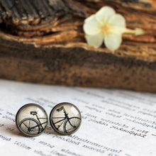 Load image into Gallery viewer, Mismatch Bicycle Earrings - 11pixeli

