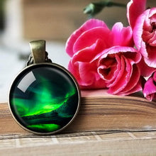Load image into Gallery viewer, Northern Lights Necklace, Northern Lights Pendant, Northern Light Jewelry, Aurora Borealis Necklace, Aurora Necklace, Borealis Pendant Gift
