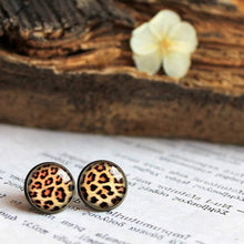 Load image into Gallery viewer, Leopard Cheetah Print Earrings - 11pixeli
