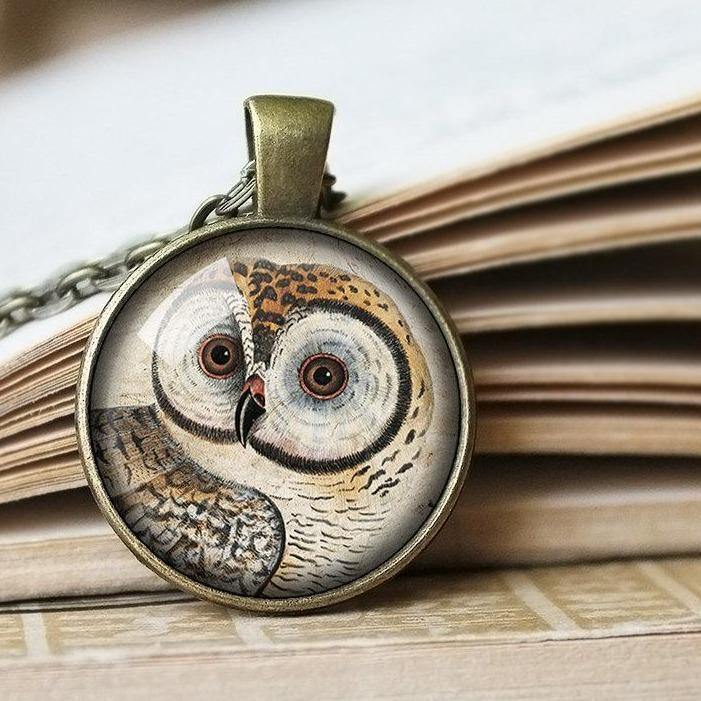 Owl Necklace, Owl Pendant, Owl Jewelry, Bird Necklace, Bird lover Gift, Woodland Bird Gift, Night birds, Owl Lovers Gift,  Owl photo Gift