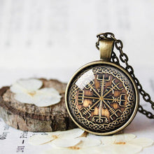 Load image into Gallery viewer, Vegvisir Necklace, Vegvisir Pendant, Vegvisir Rune necklace, Viking Compass Gift, Norse Nordic Jewelry, Occult Viking jewelry, Men&#39;s Gift
