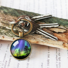 Load image into Gallery viewer, Northern Lights Keychain - 11pixeli
