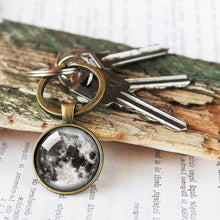 Load image into Gallery viewer, Full Moon Keychain - 11pixeli
